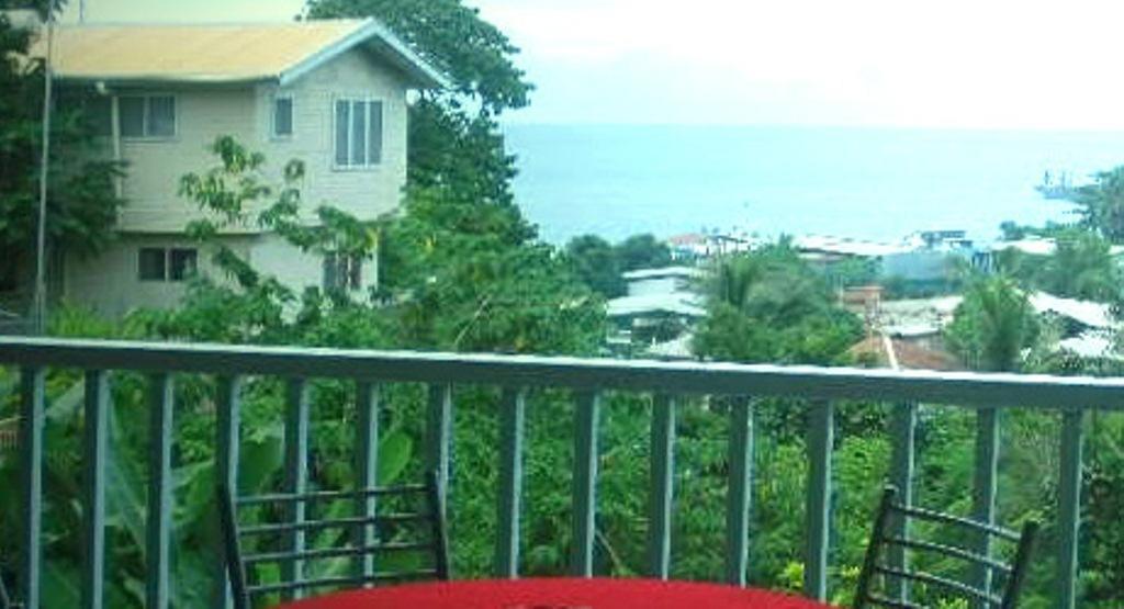 Red Mansion Comfort Inn Honiara Exteriör bild
